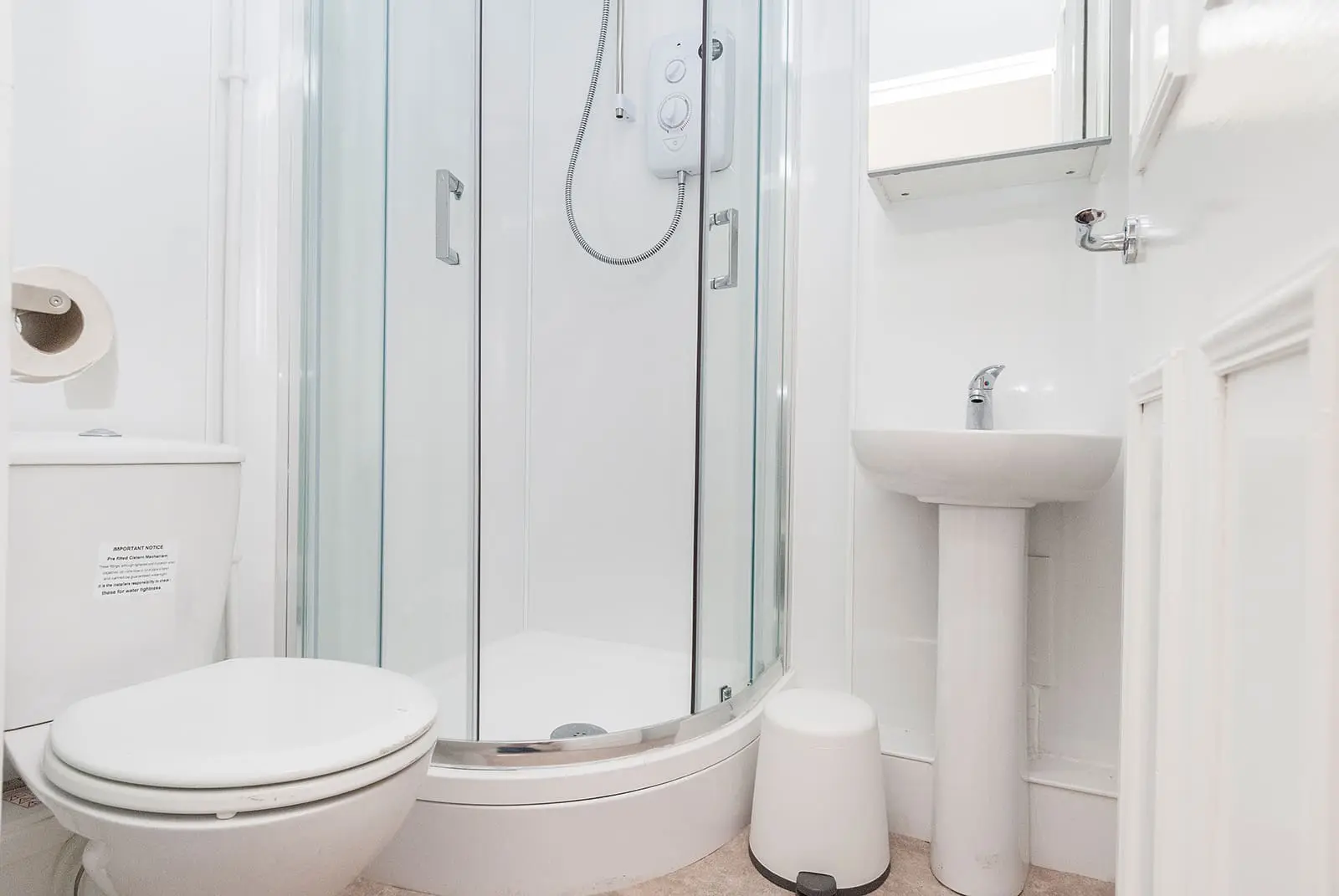 Room Polwarth Gardens in City of Edinburgh