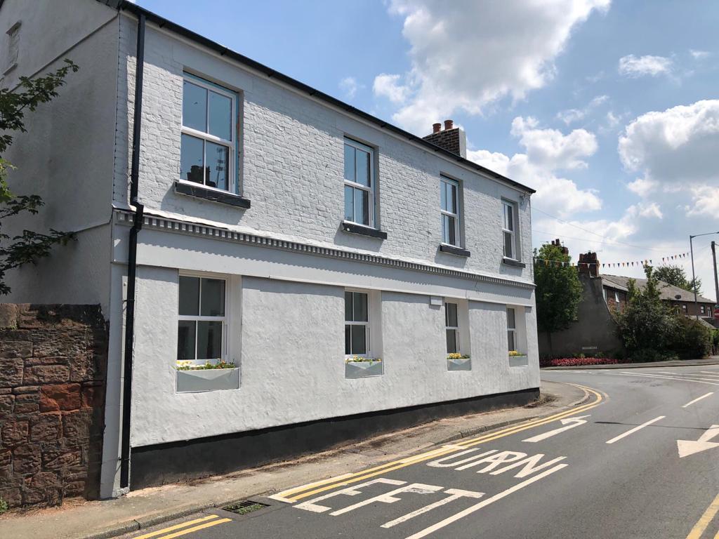 Room Ladies Walk in Neston