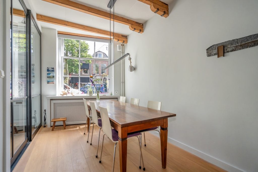 Tussenwoning te koop: Achterom 98, Delft