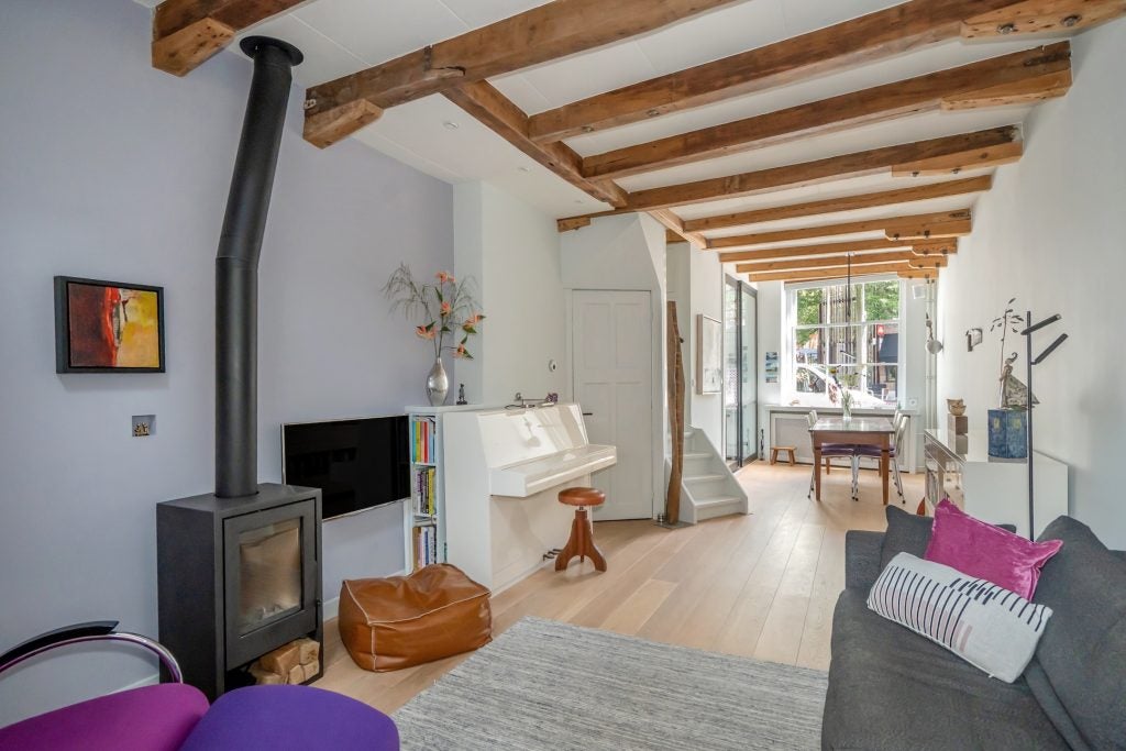 Tussenwoning te koop: Achterom 98, Delft