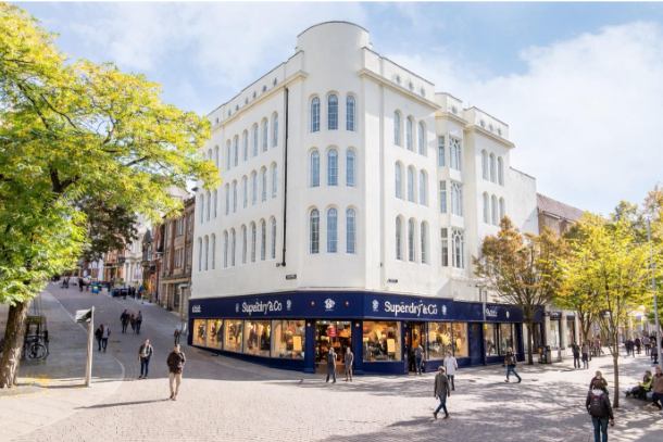Flat Lister Gate in Nottingham