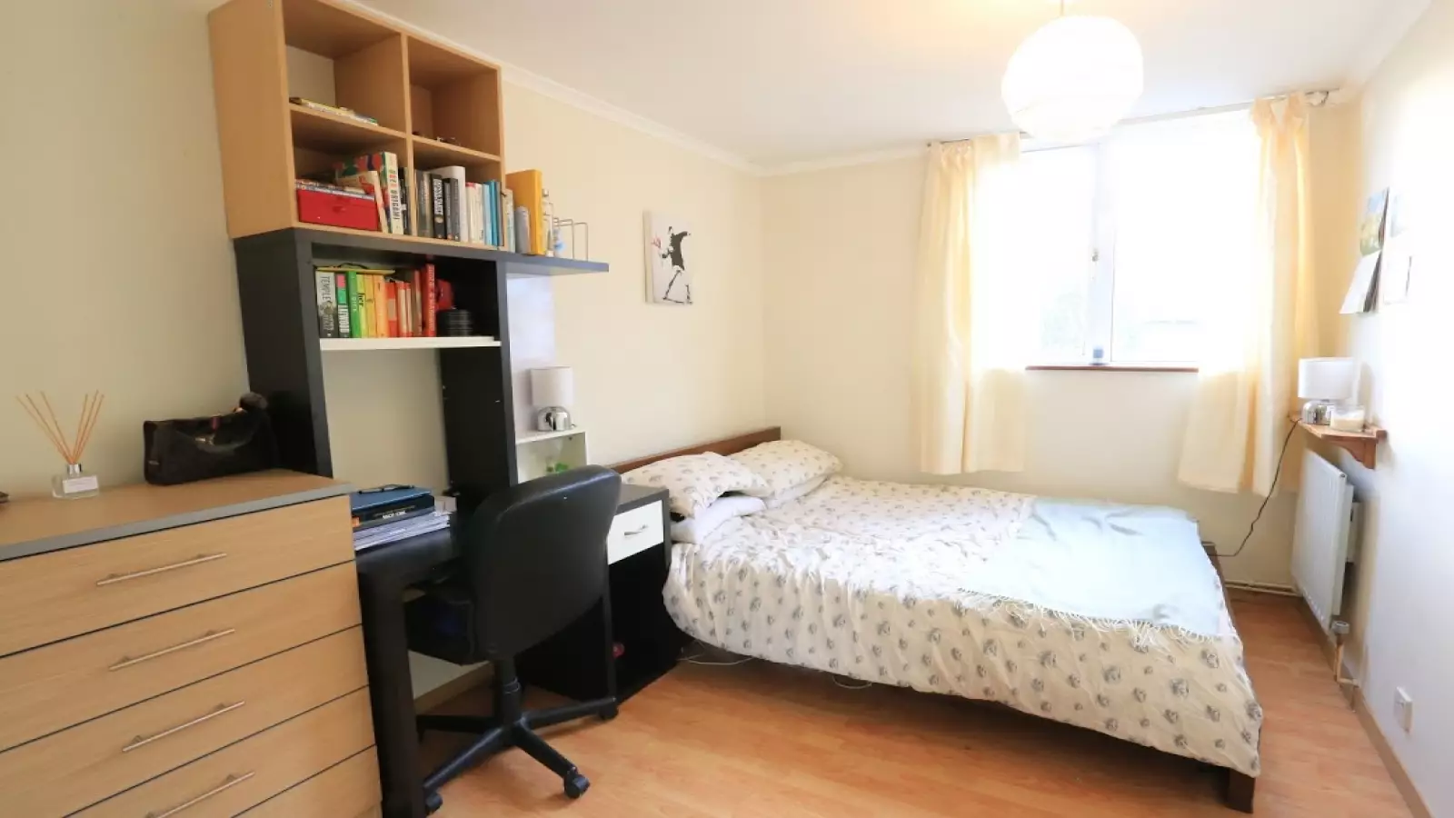Flat Usk Street in Greater London