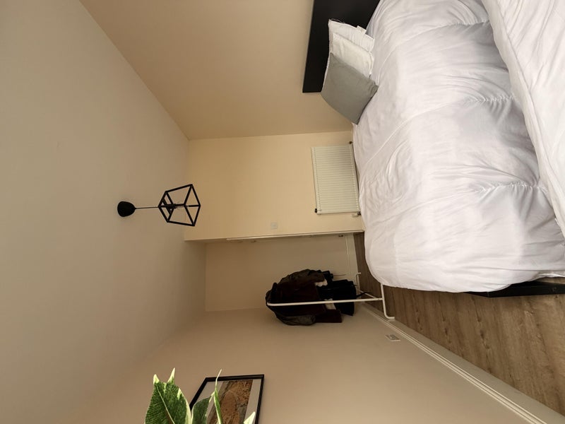 Room Alma Road in Bristol