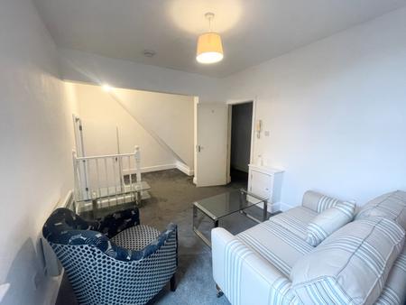 Flat Wilbraham Road in Manchester
