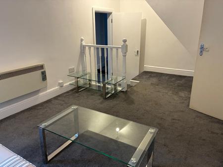 Flat Wilbraham Road in Manchester