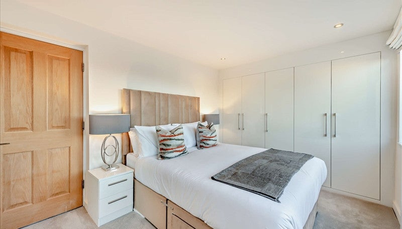 Flat Fulham Road in Greater London