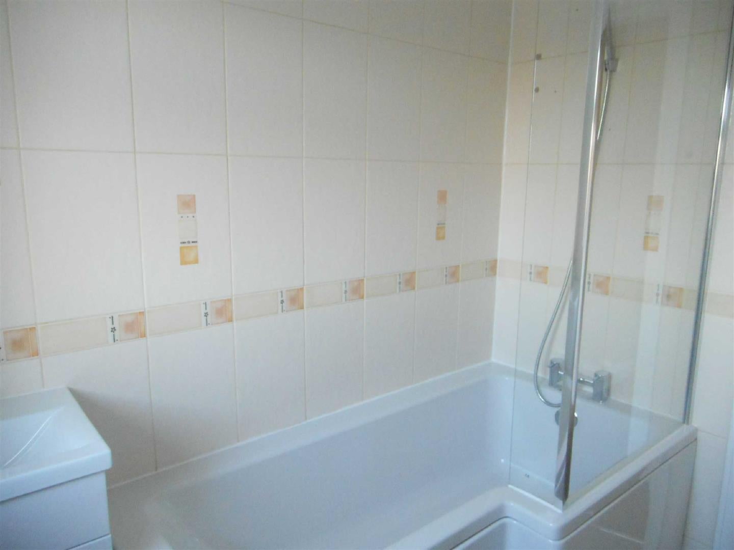 Flat Chaddesden Lane in Derby