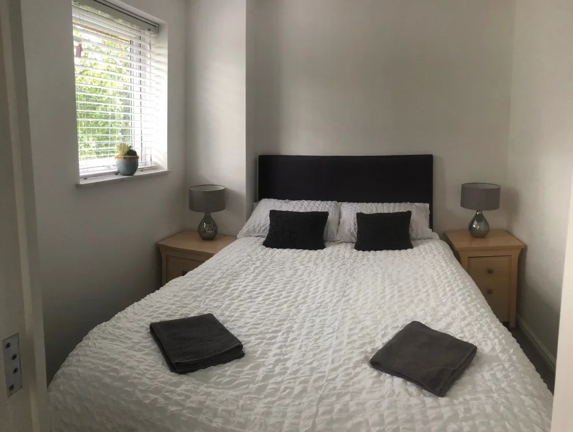 Flat Willoughby Lane in Greater London