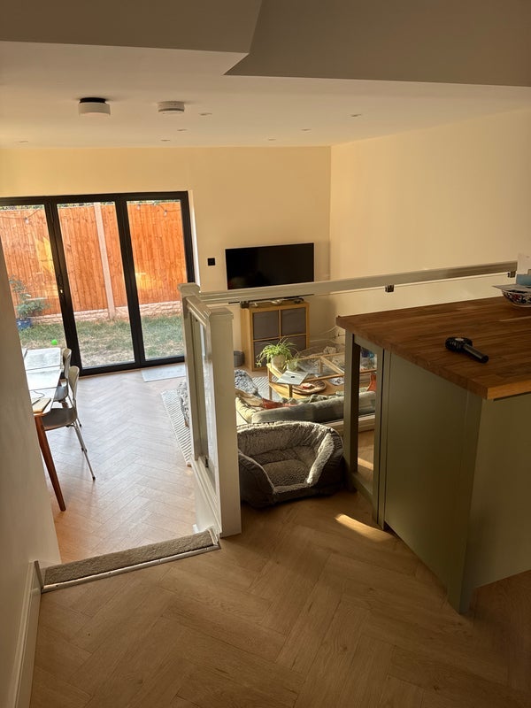 Room Kingsmead Road in Greater London