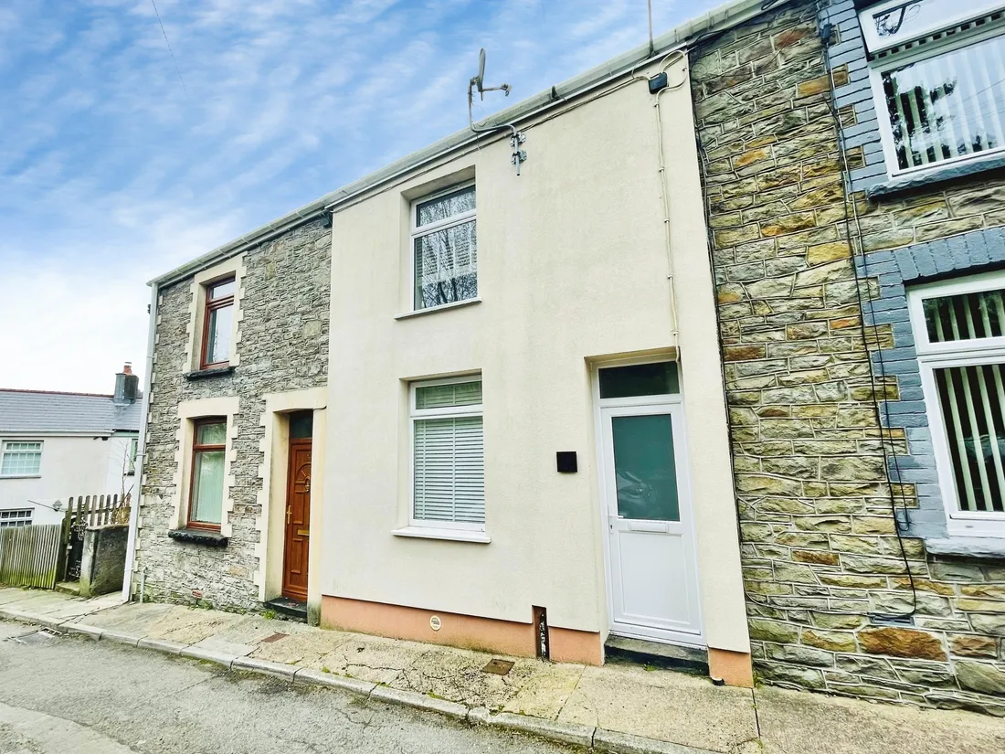 House Rhiw-Park Road in Abertillery