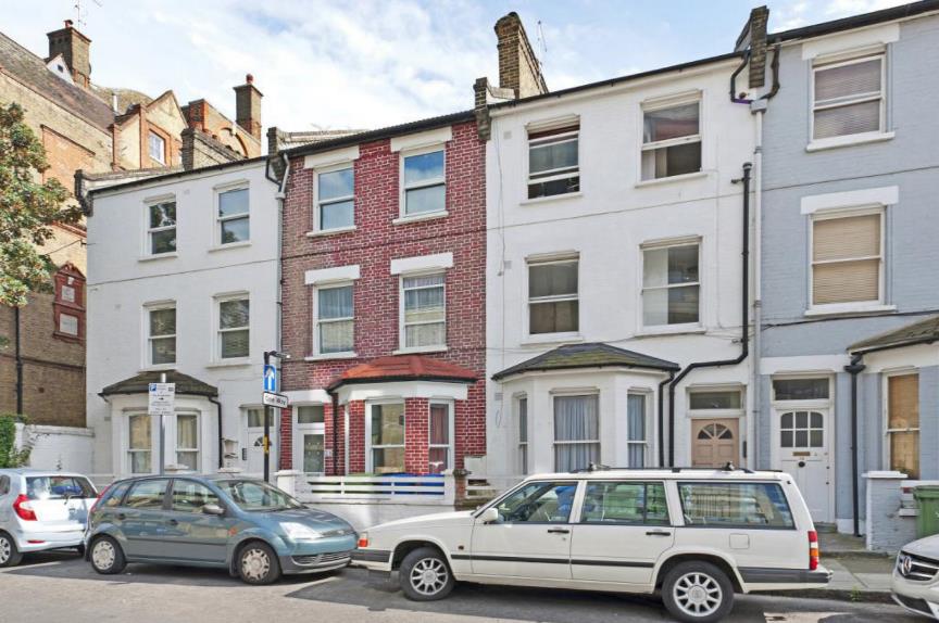 House Boundary Lane in Greater London