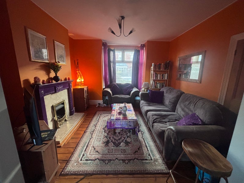 Room Duffield Road in Salford