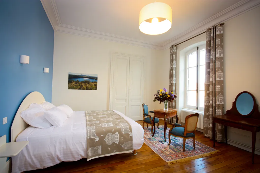 Room Rue Tacot in Combronde