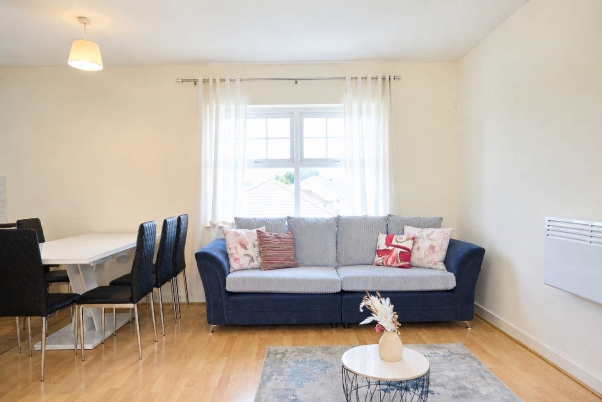 Flat Butler Close in Greater London