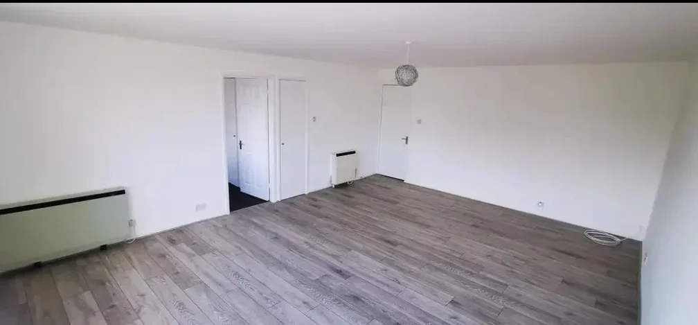 Flat Park Leaze in Bristol