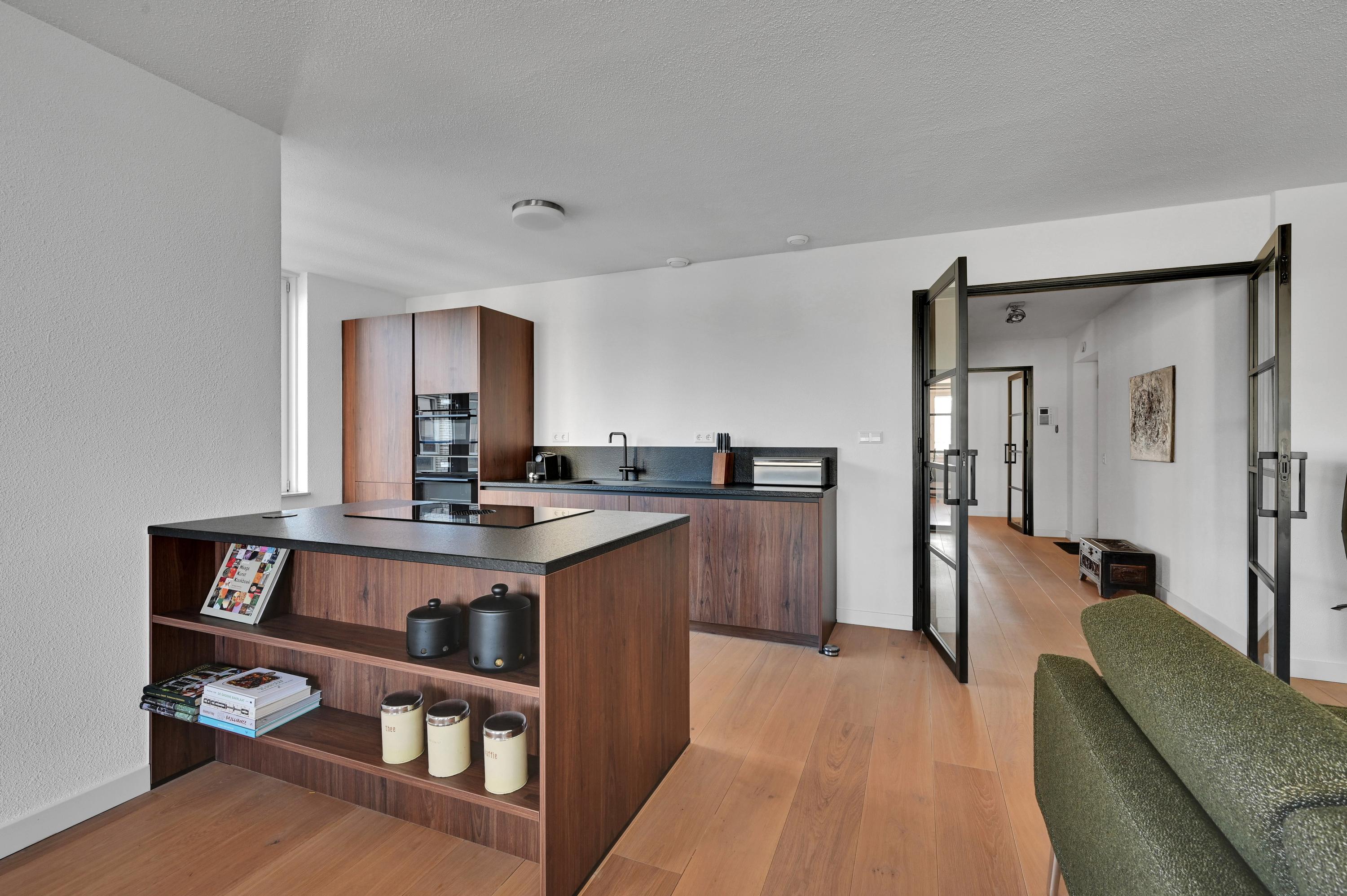 Appartement te koop: Spinozalaan 1C-II, Voorburg