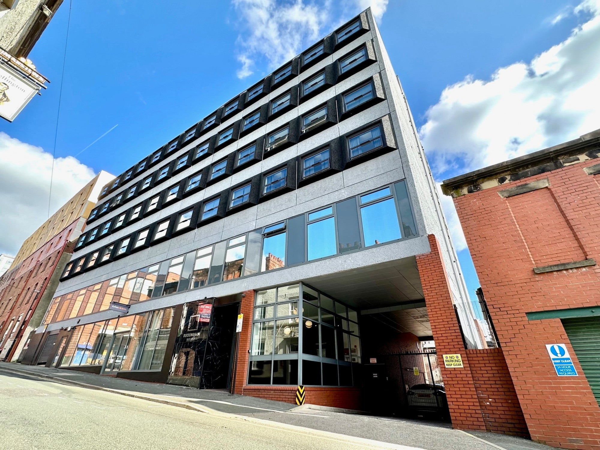 Flat Main Sprit Weind in Preston