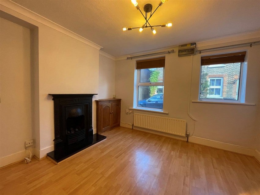House Bow Terrace in Tonbridge and Malling
