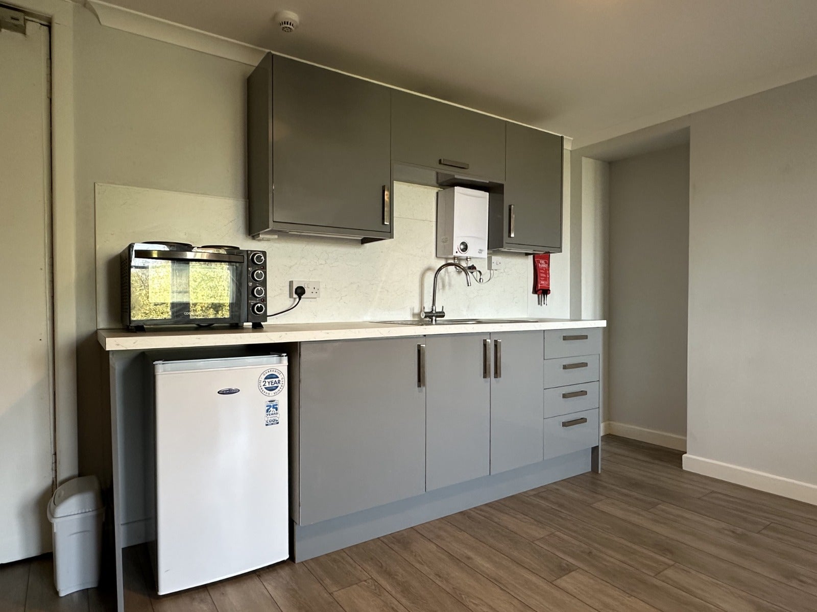 Flat Dyce Lane in Glasgow