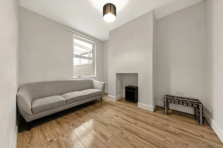 House Astbury Road in Greater London