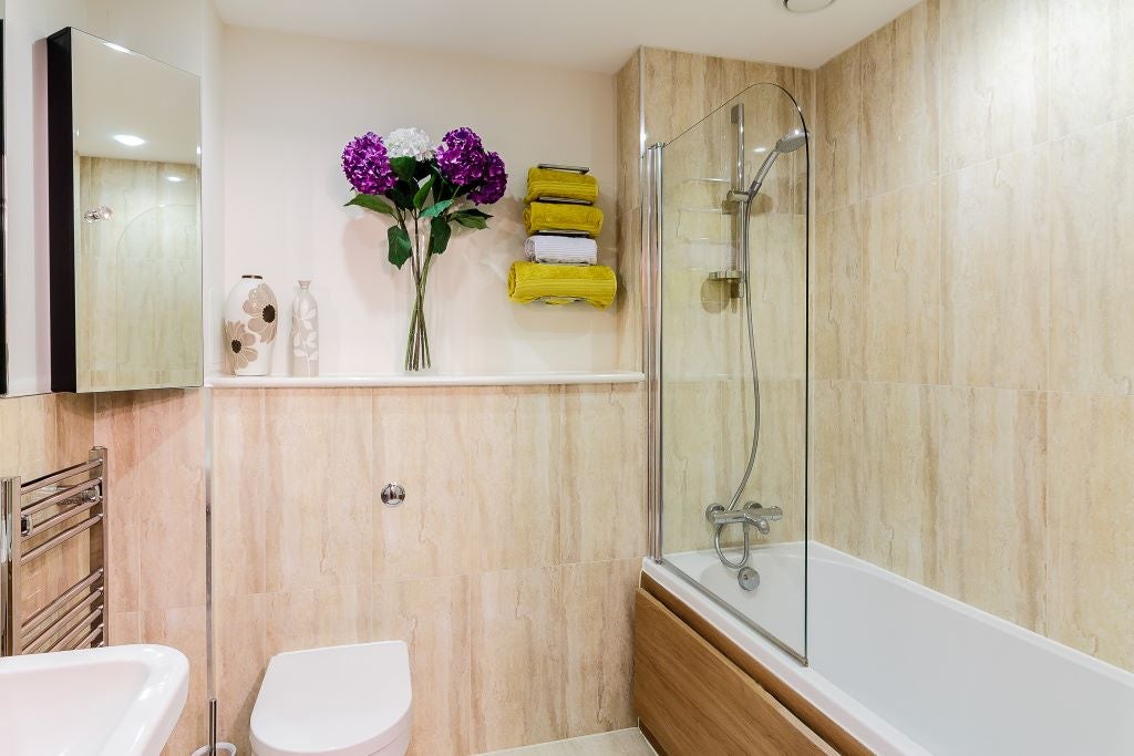 Flat Letchworth Road in Greater London