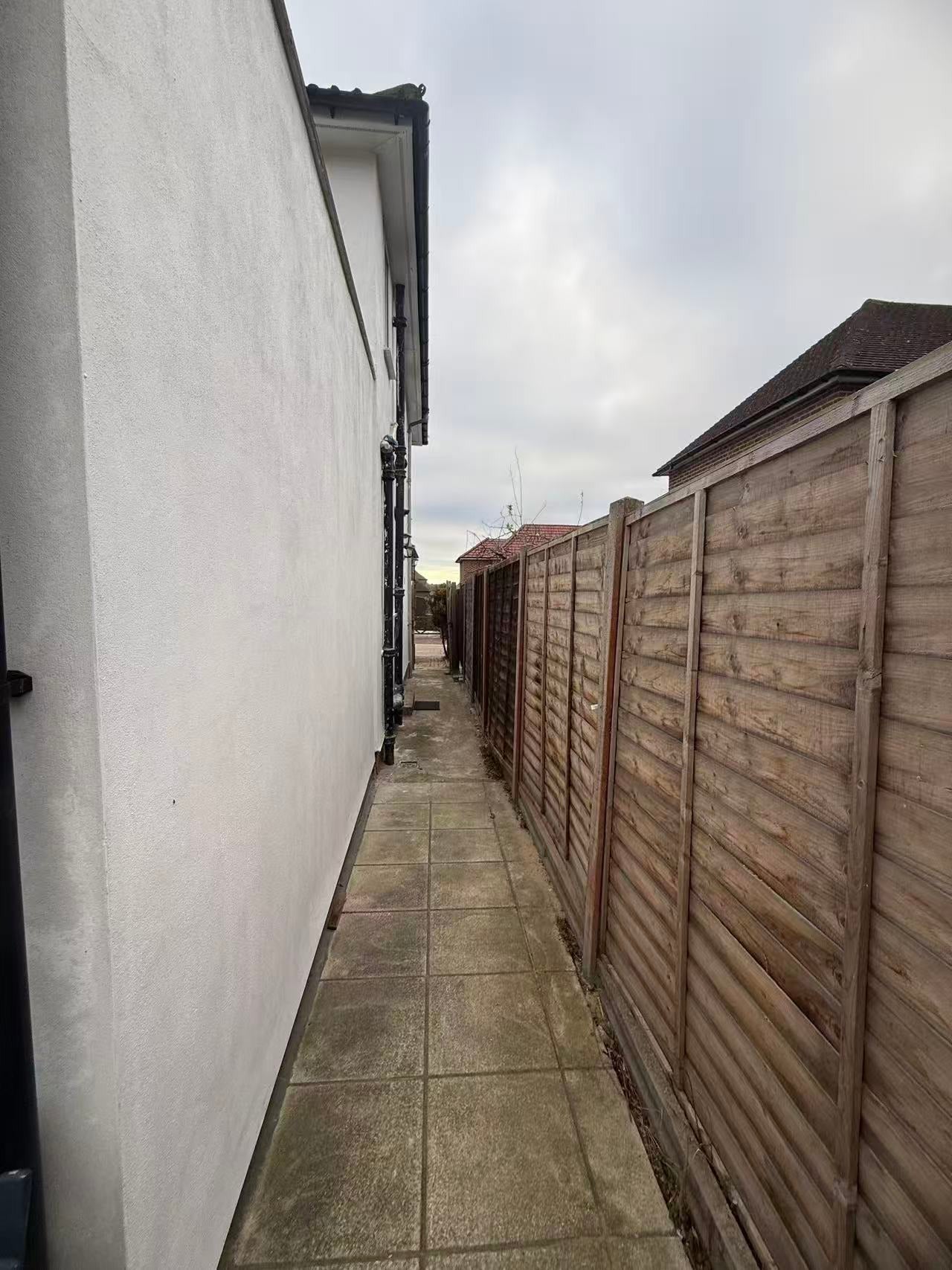 Flat Langbrook Road in Greater London