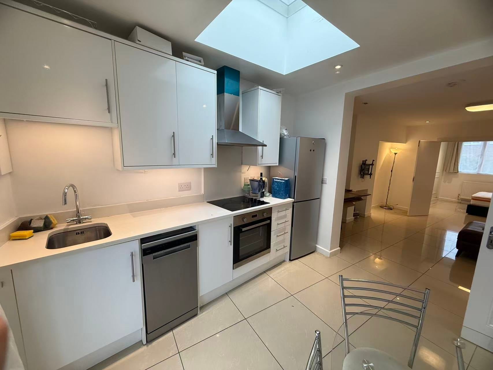 Flat Langbrook Road in Greater London