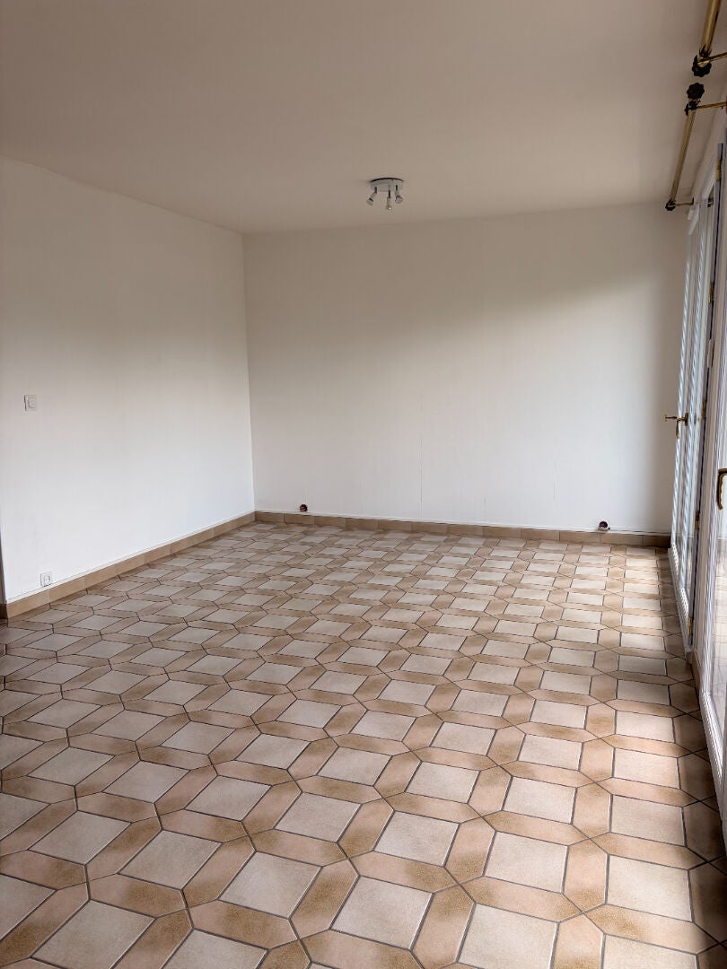 Flat Rue de Guise in Harly