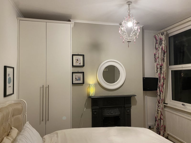 Room Brading Road in Greater London