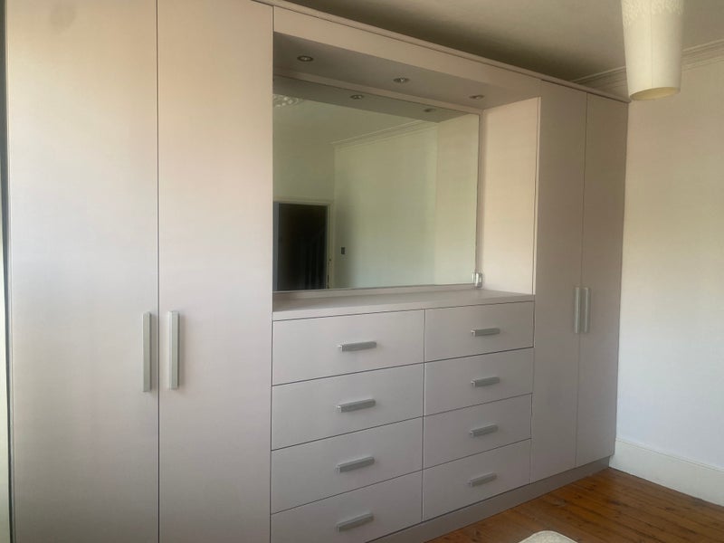 Room Brading Road in Greater London