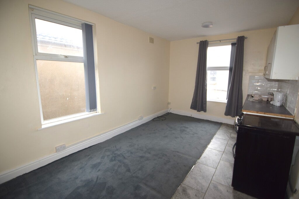 Flat Dickson Road in Blackpool