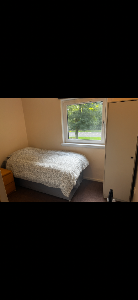 Flat Blackthorn Road in Cumbernauld
