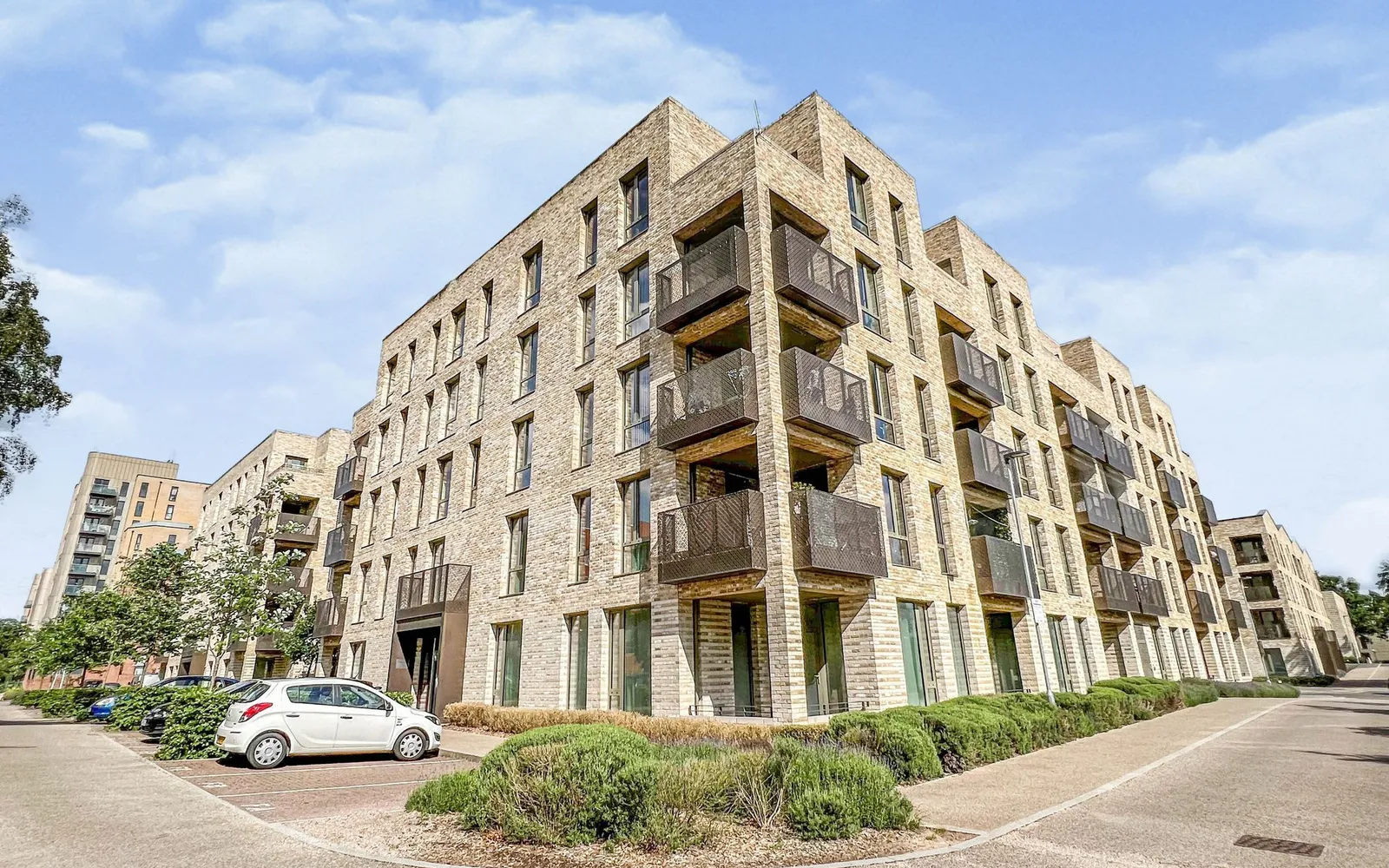 House Brannigan Way in Greater London
