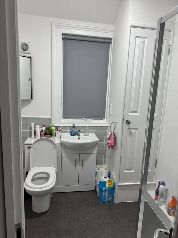 Room Alton Road in Greater London
