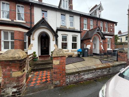 Flat Wellington Road in Wrexham