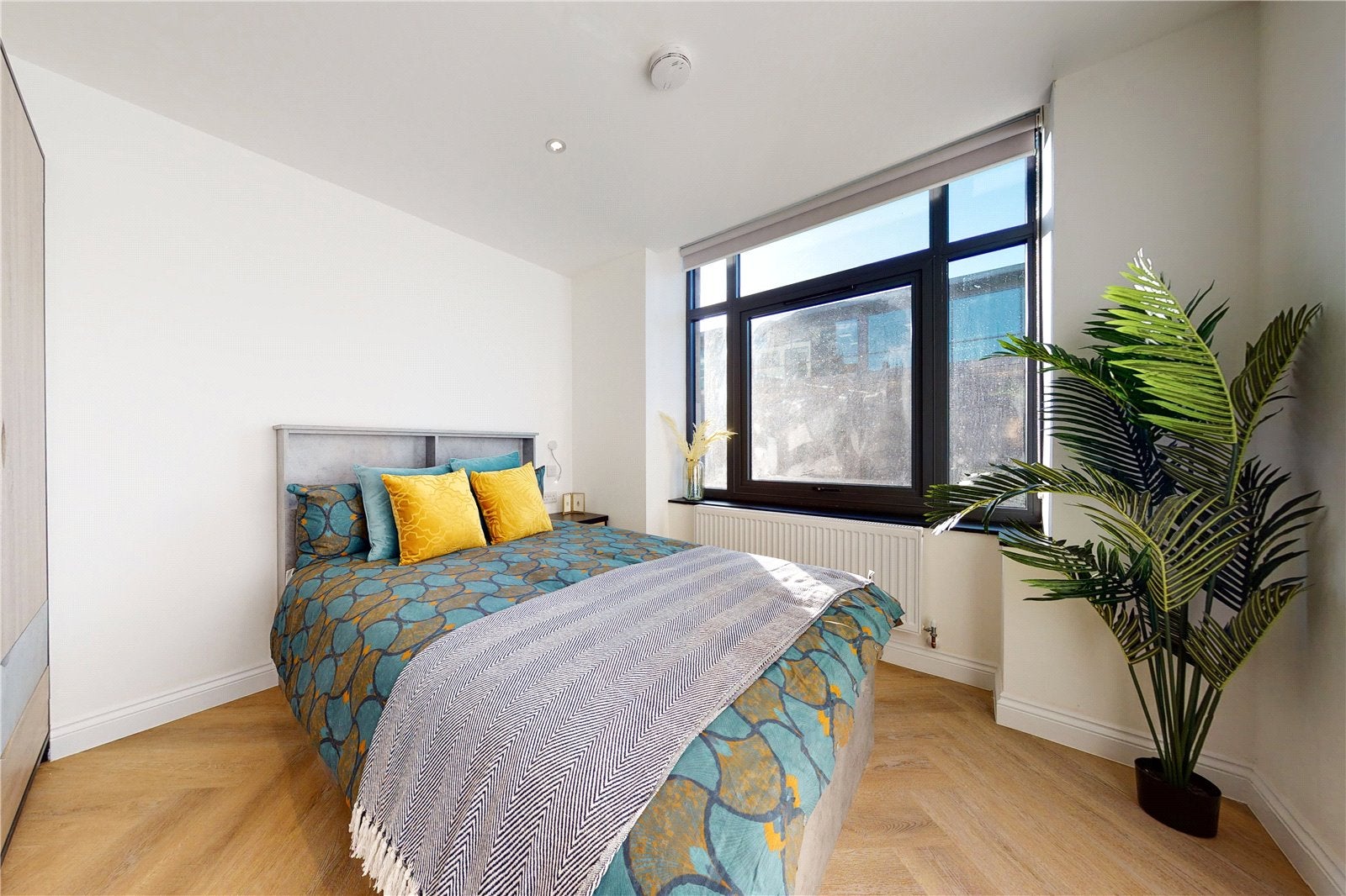 Room South Parade in Leeds