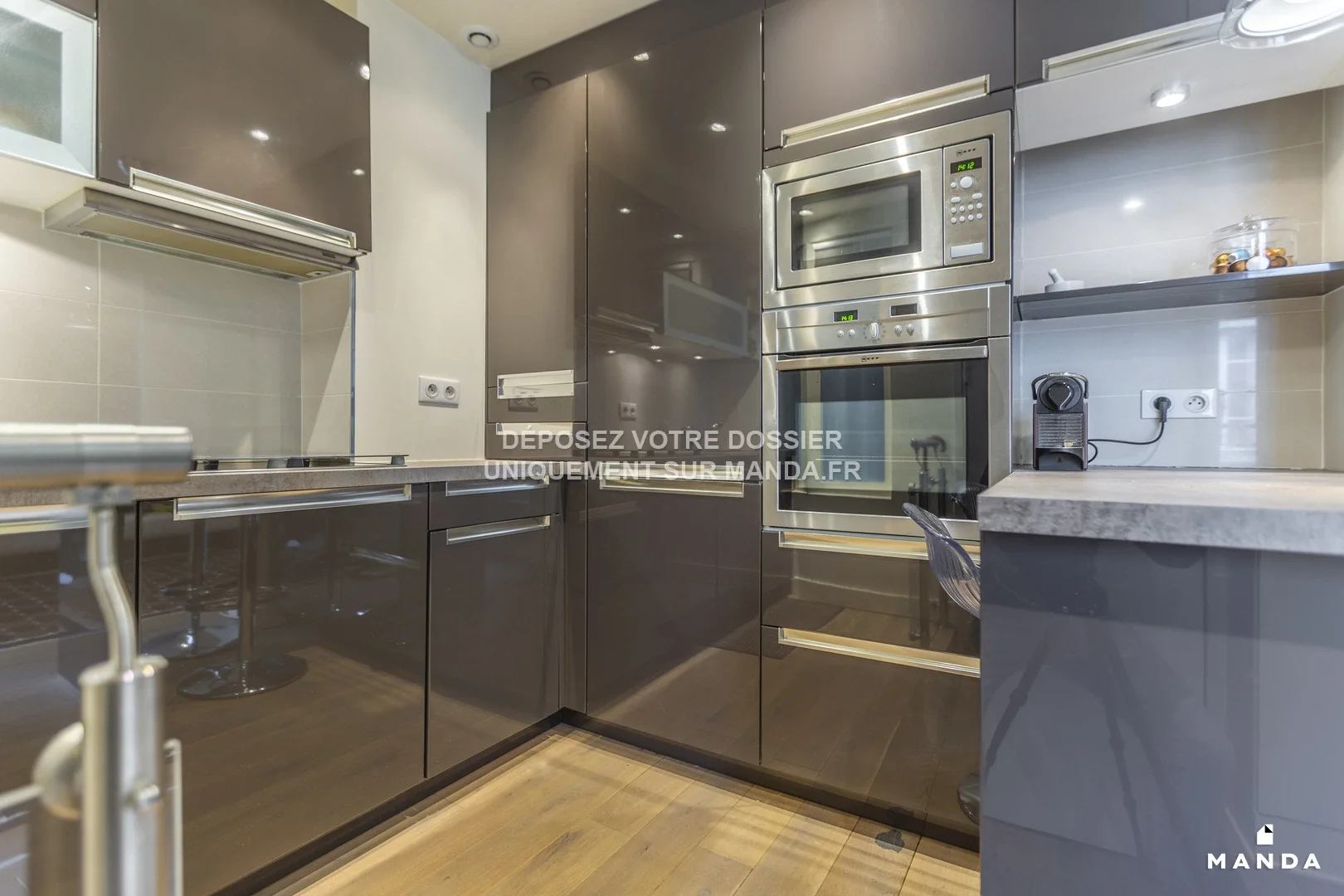 Flat Rue de Verneuil in Paris