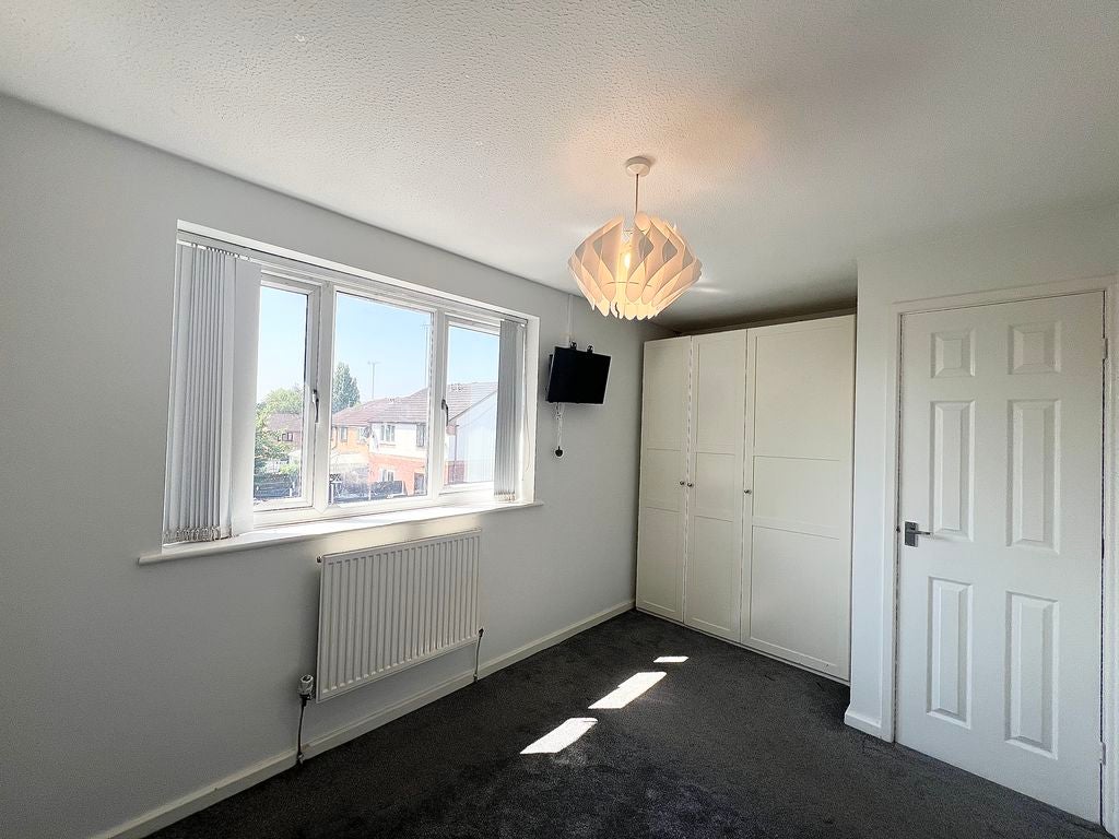 House Tenbury Close in Salford