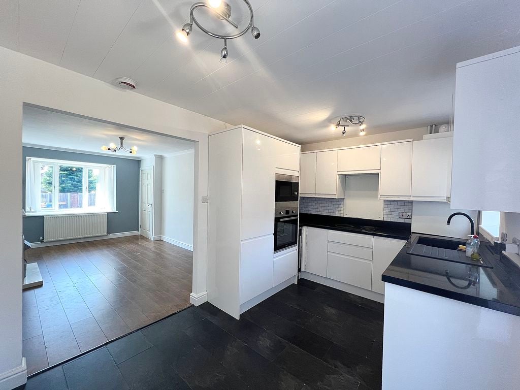 House Tenbury Close in Salford