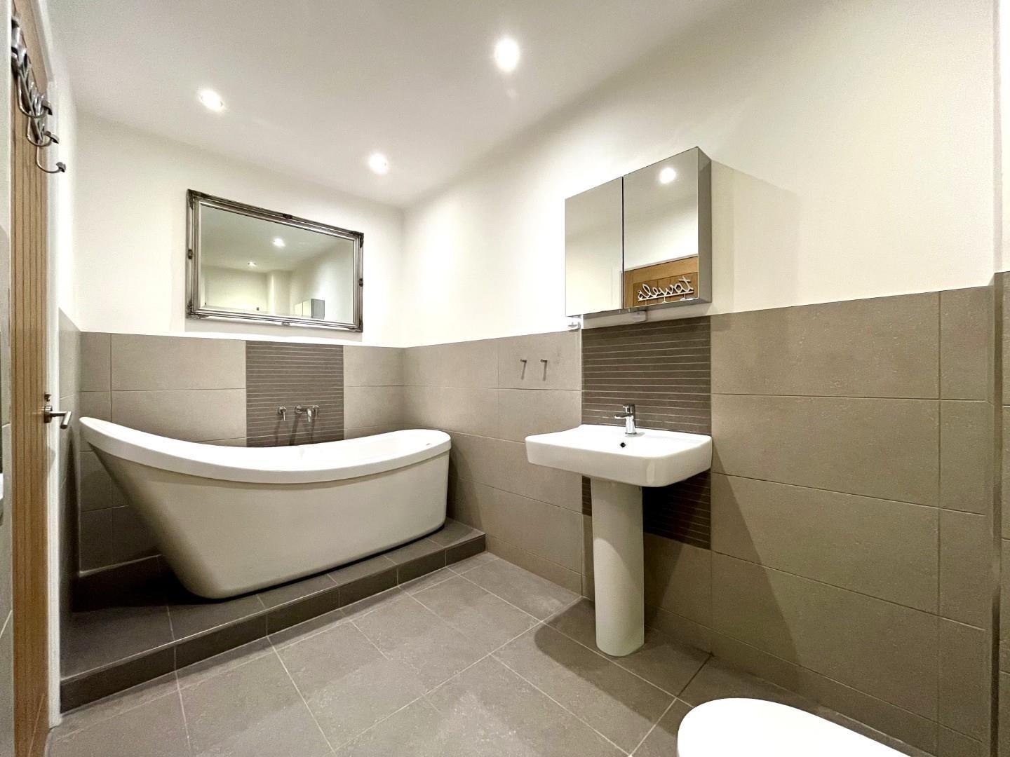 Flat Albert Road in Trafford