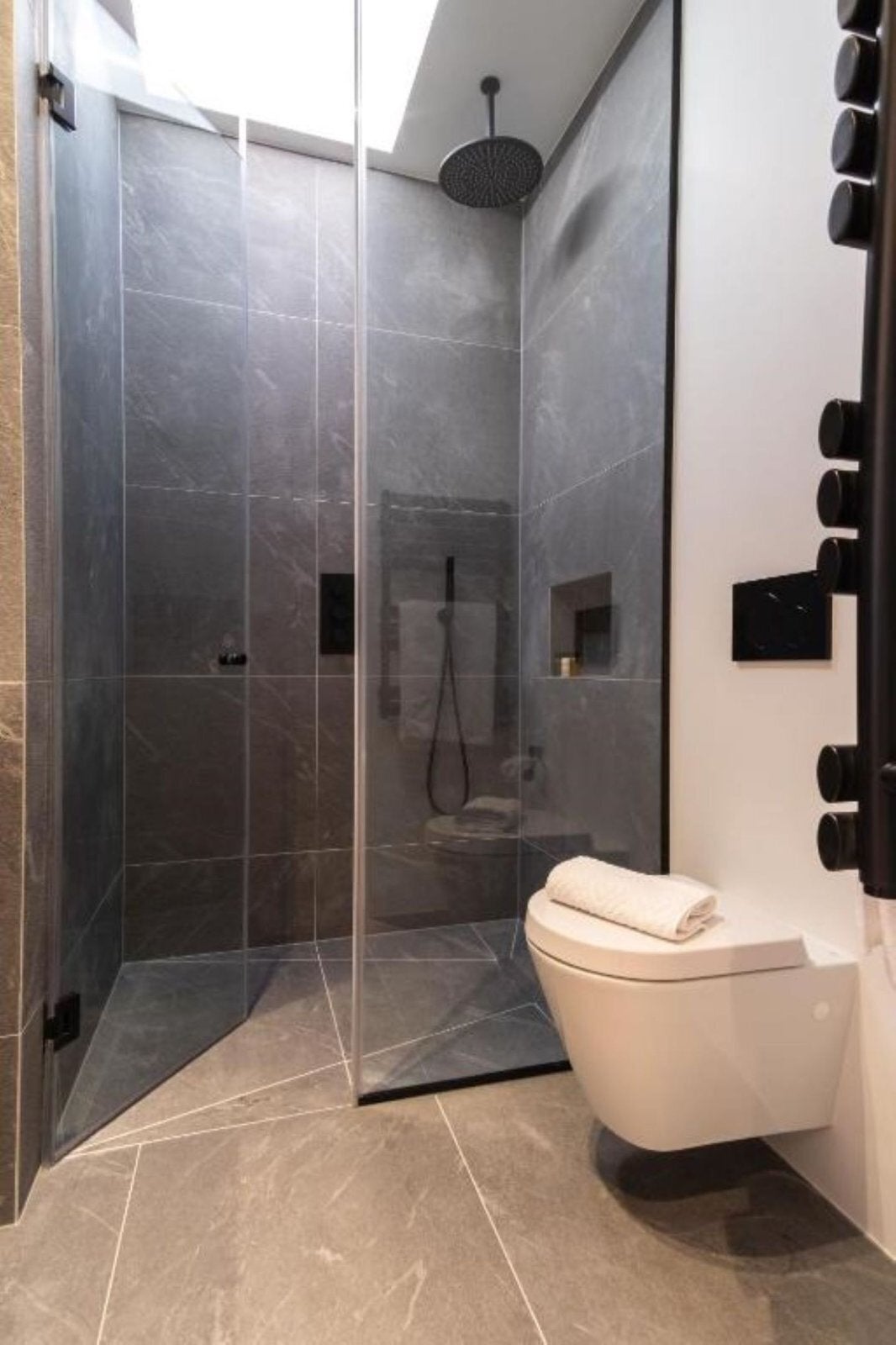 Flat Oriel Place in Greater London