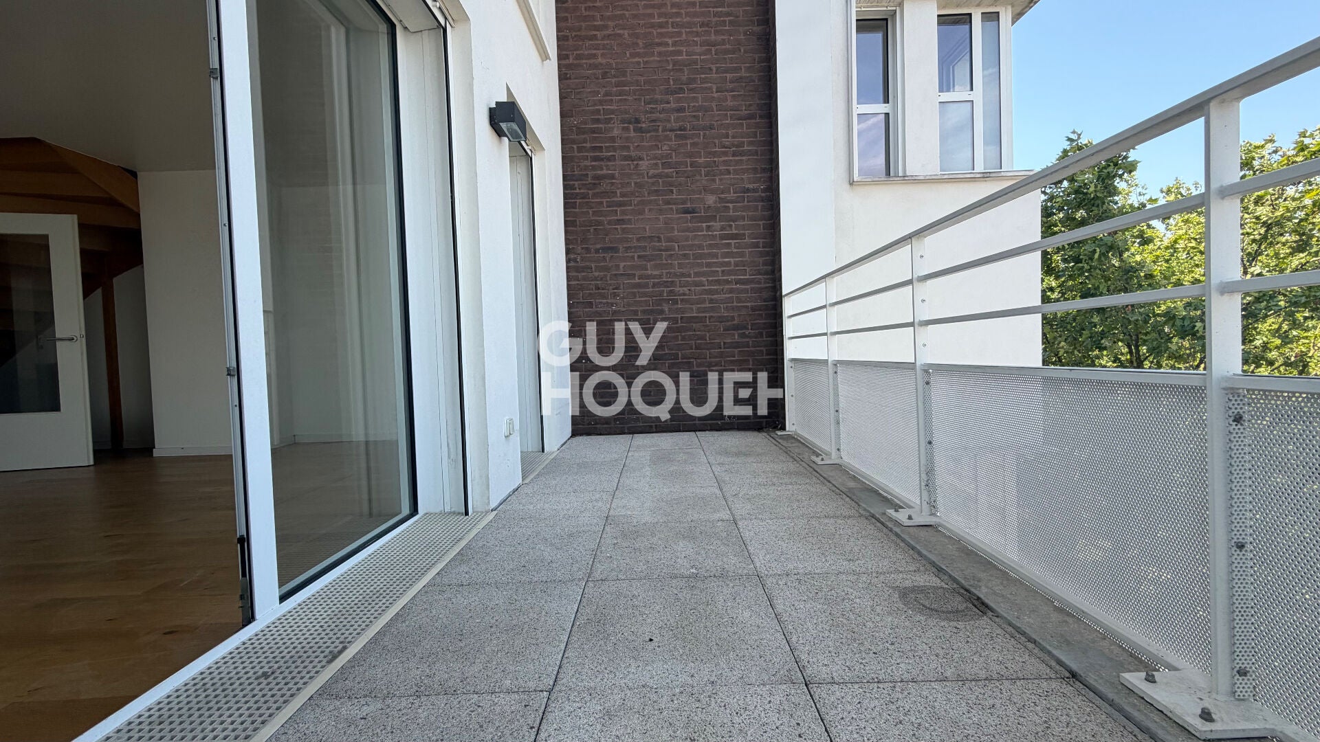 Flat Rue Barbara in Pantin