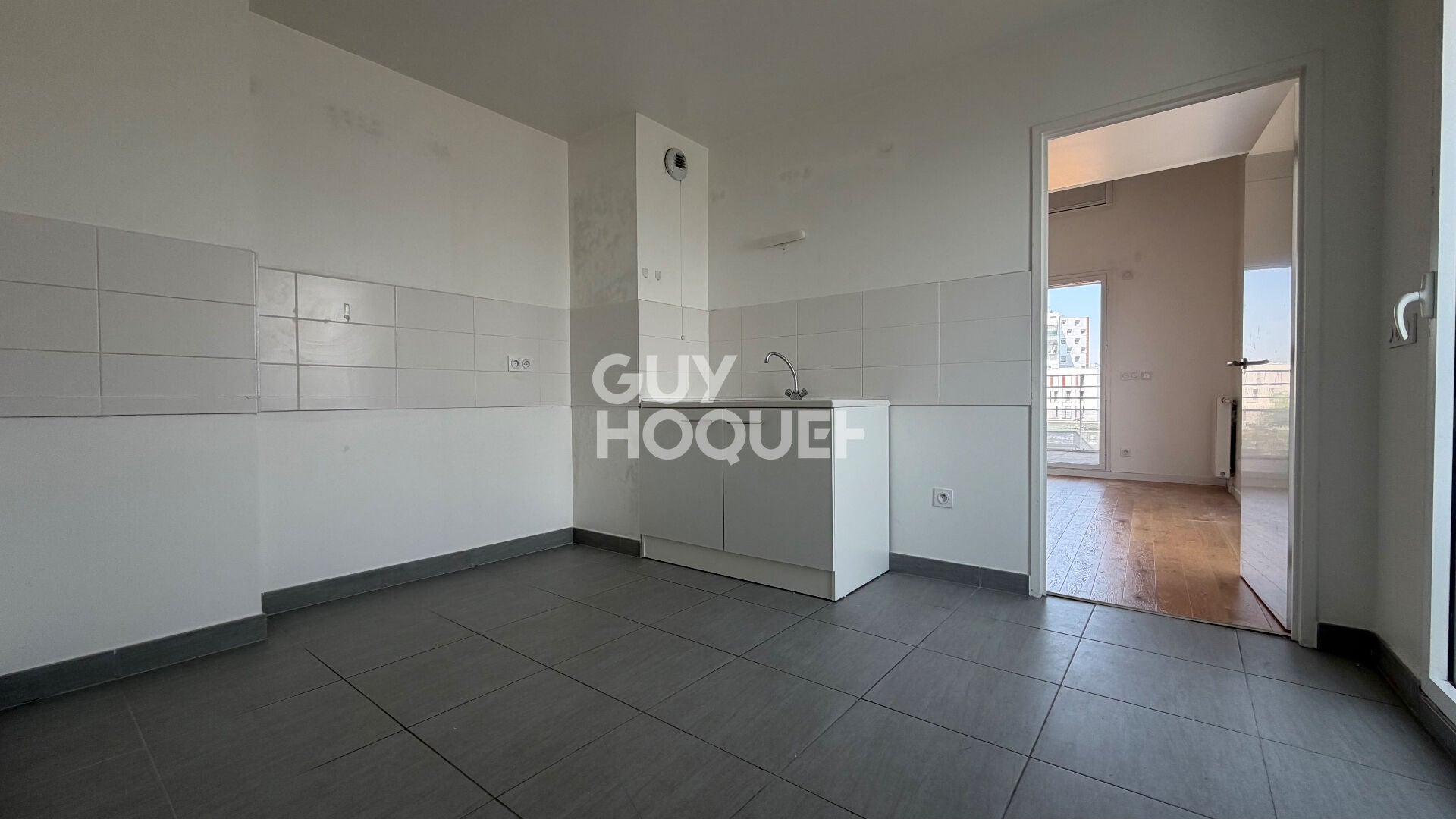 Flat Rue Barbara in Pantin