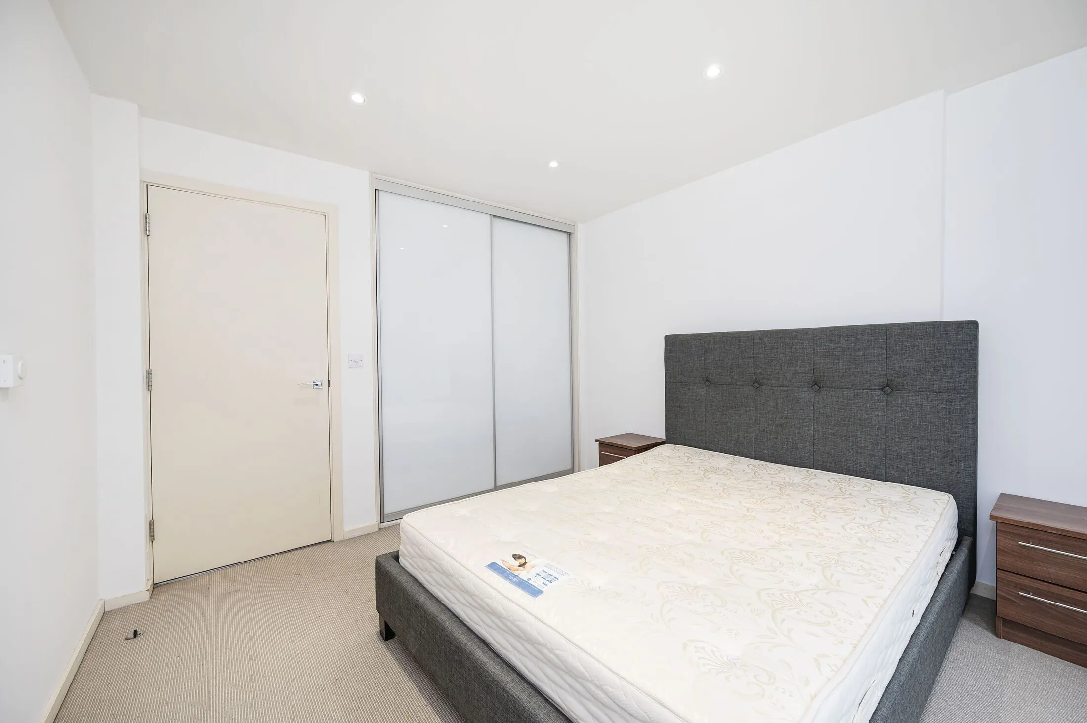 Flat Seward Street in Greater London