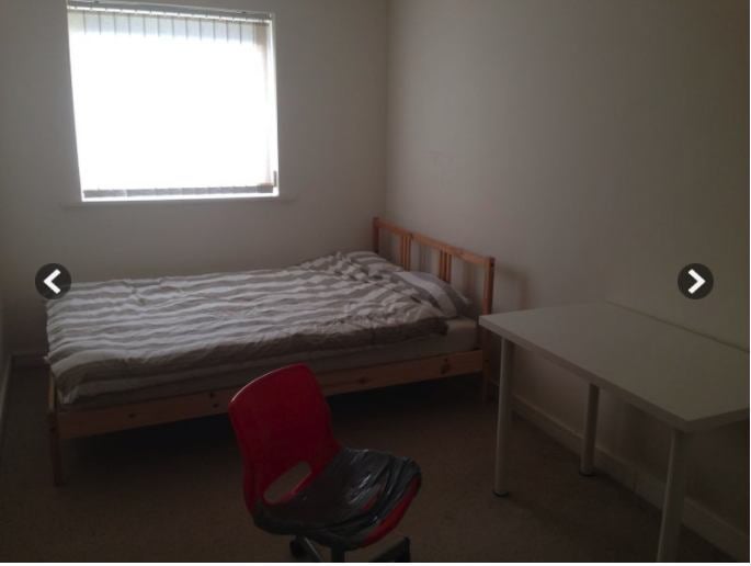 Room Marsden Road in Bolton