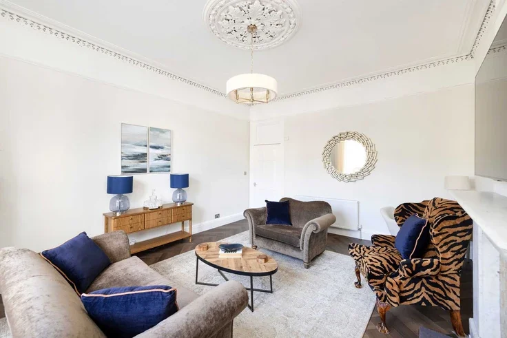 Flat Leith Walk in City of Edinburgh