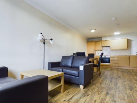 Flat Alençon Link in Basingstoke and Deane