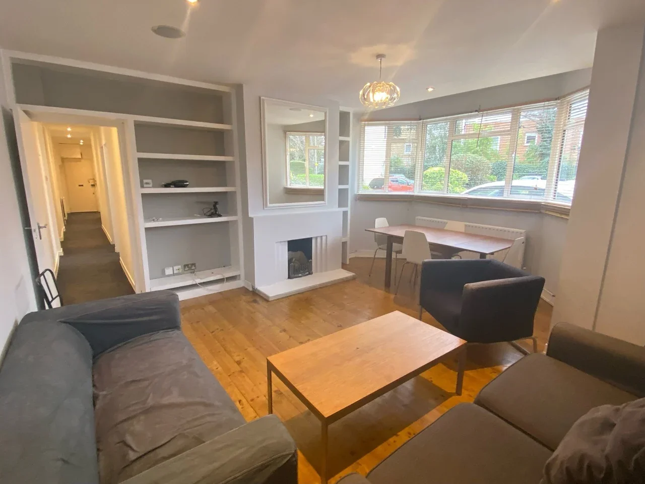 Flat Thurleigh Court in Greater London