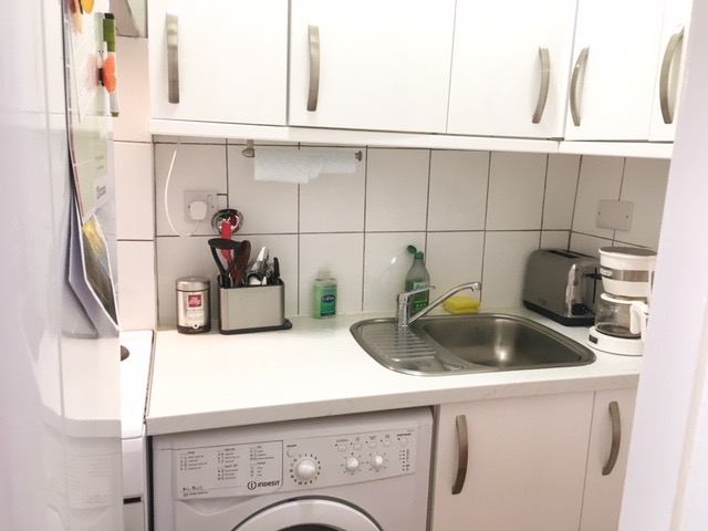 Flat Upper Berkeley Street in City of Westminster