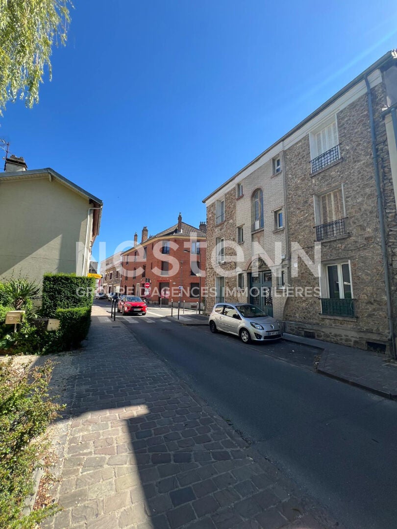 Flat Rue de la Division Leclerc in Massy